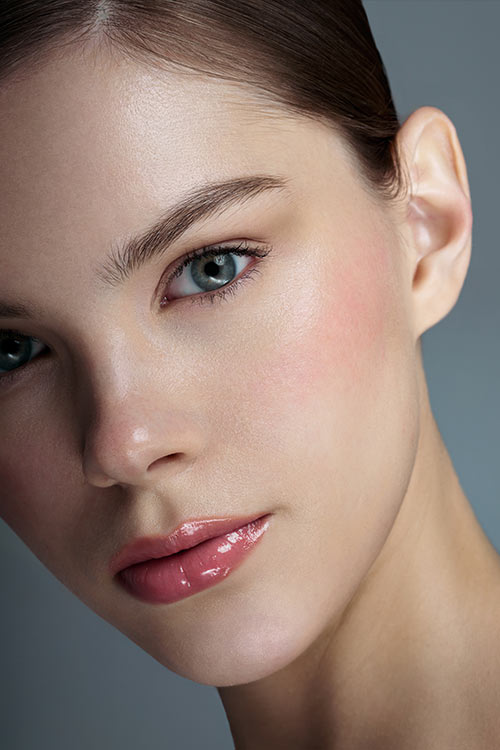 Photographe Beauté Professionnel Rennes - Portrait Skincare Mannequin - © Rodolphe Debyser