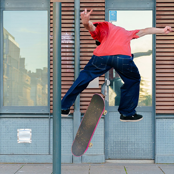 Skater pris en photo à Rennes dans le quartier de République - © Rodolphe Debyser – Photographe Rennes